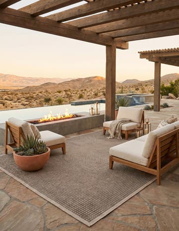 7' 10 x 10' Easy-Clean Border Indoor / Outdoor Rug