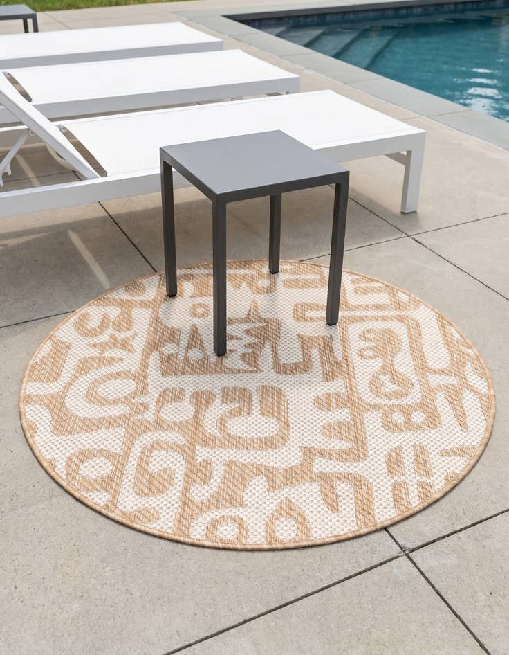 Detail image of 3' x 3' Easy-Clean Modern Indoor / Outdoor Round Rug