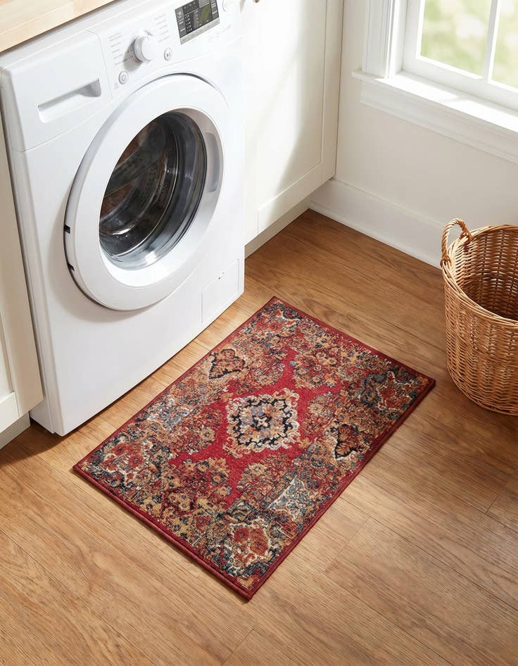 Detail image of 2' x 3' Easy-Clean Traditional Indoor / Outdoor Rug