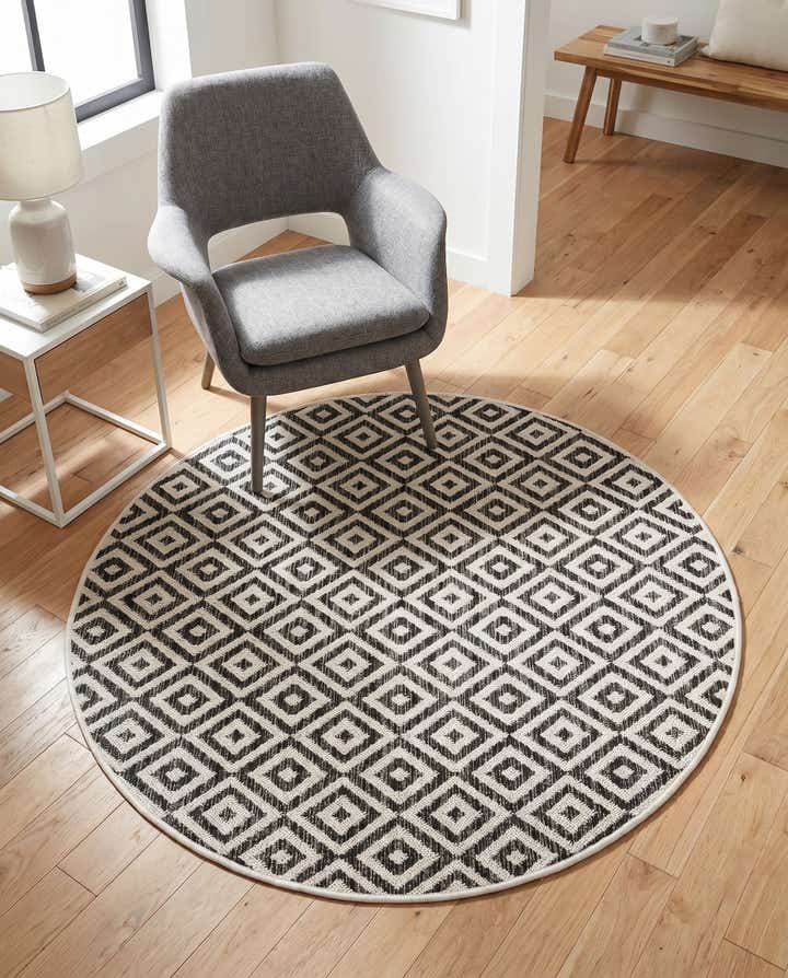 4' x 4' Easy-Clean Jill Zarin Costa Rica Indoor / Outdoor Round Rug