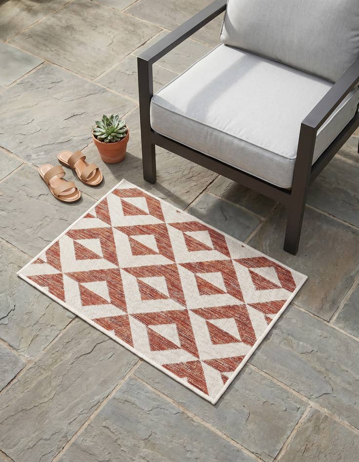 Detail image of 2' x 3' Easy-Clean Jill Zarin Napa Indoor / Outdoor Rug