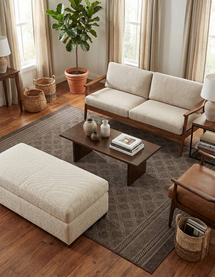 Detail image of 5' 1 x 8' Easy-Clean Trellis Indoor / Outdoor Rug