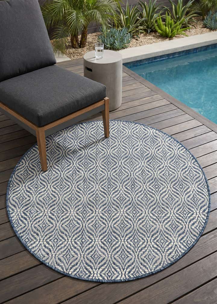 4' x 4' Easy-Clean Trellis Indoor / Outdoor Round Rug