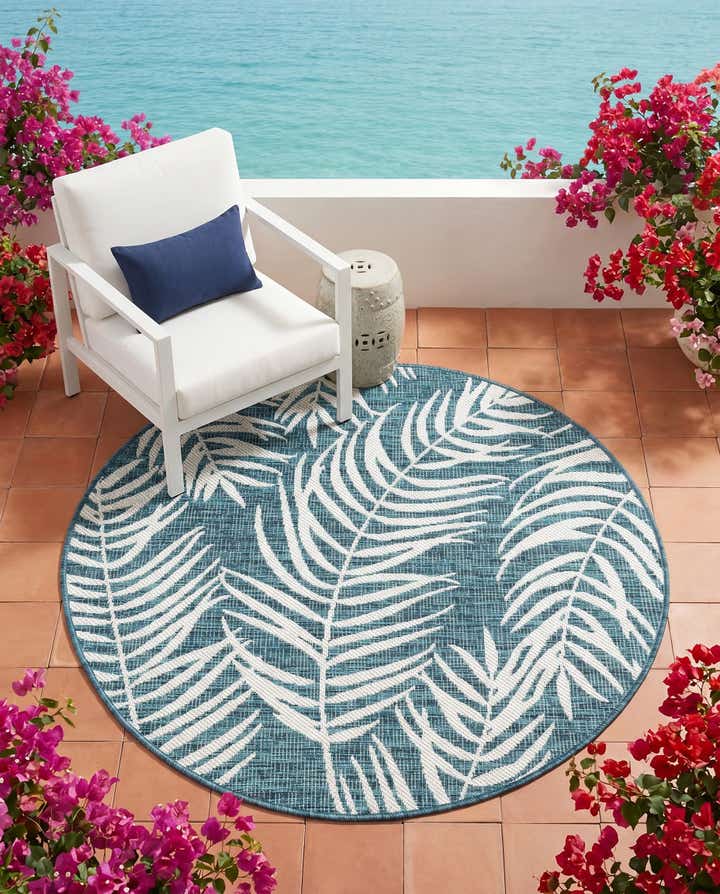 4' x 4' Easy-Clean Botanical Indoor / Outdoor Round Rug