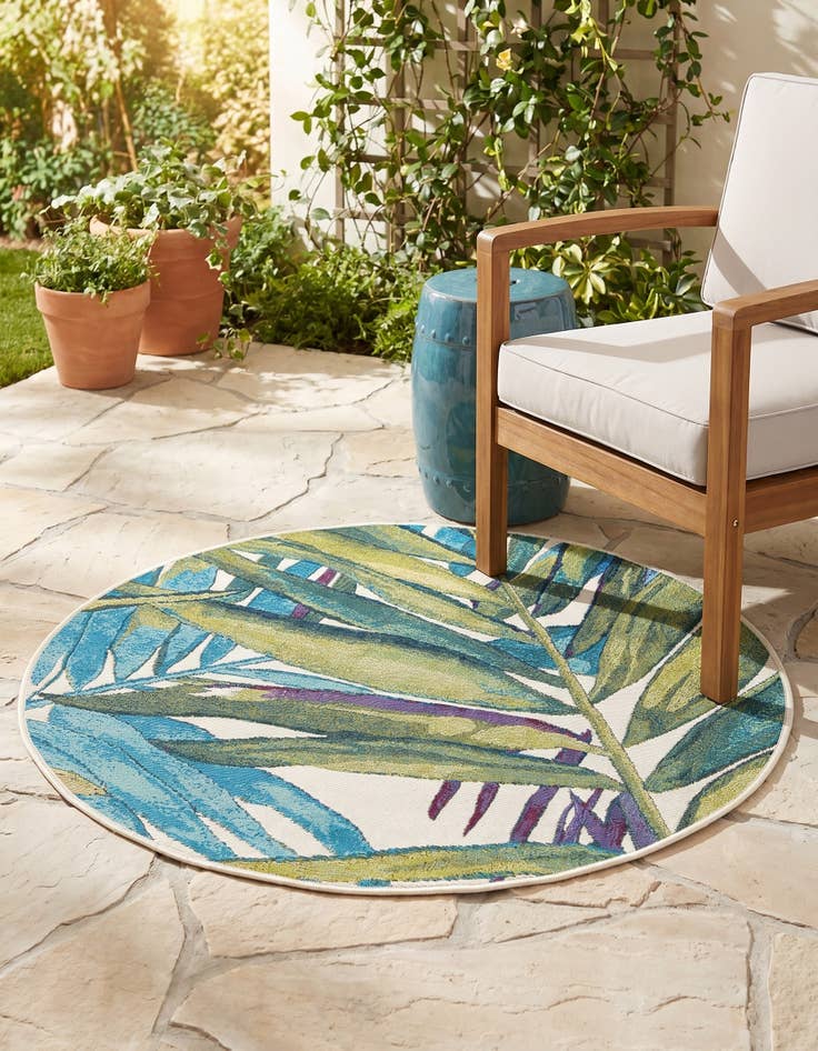 Detail image of 3' x 3' Easy-Clean Botanical Indoor / Outdoor Round Rug