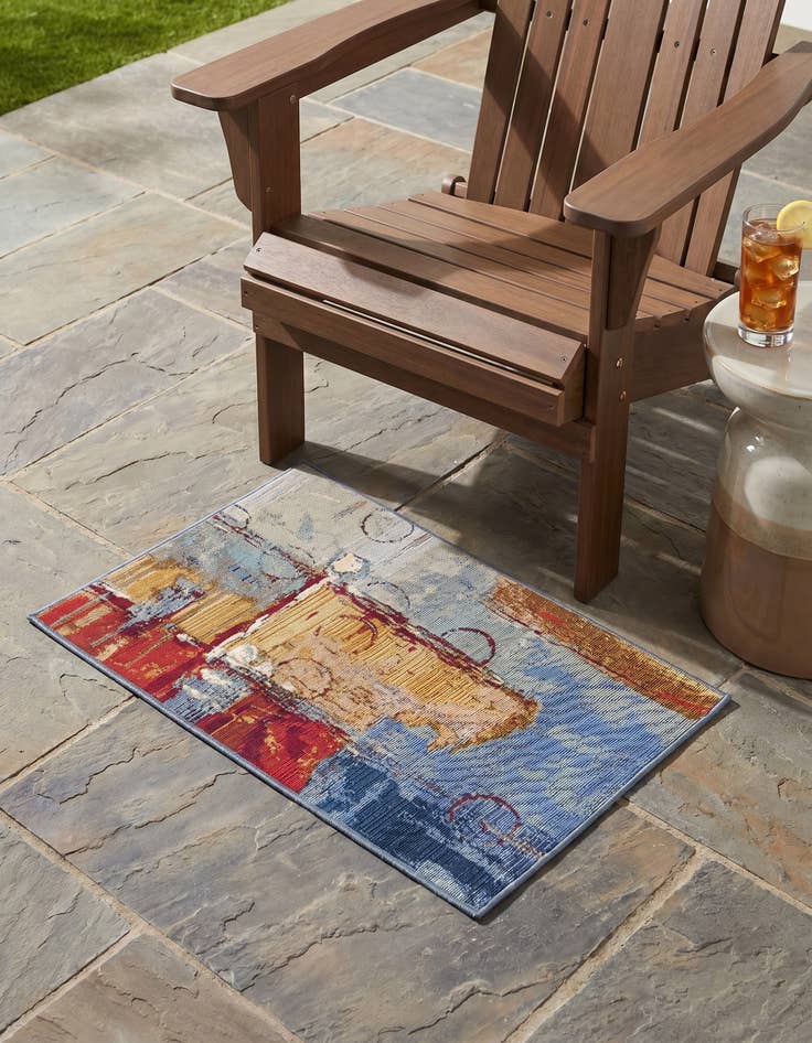 Detail image of 2' 2 x 3' Easy-Clean Modern Indoor / Outdoor Rug