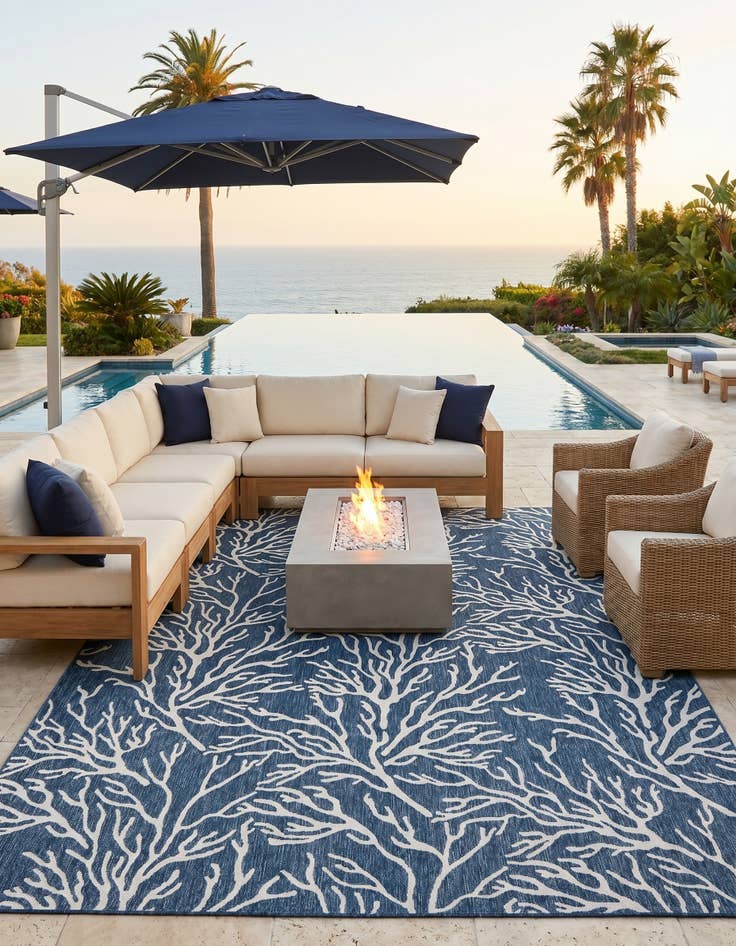 Detail image of 10' x 14' Easy-Clean Coastal Indoor / Outdoor Rug