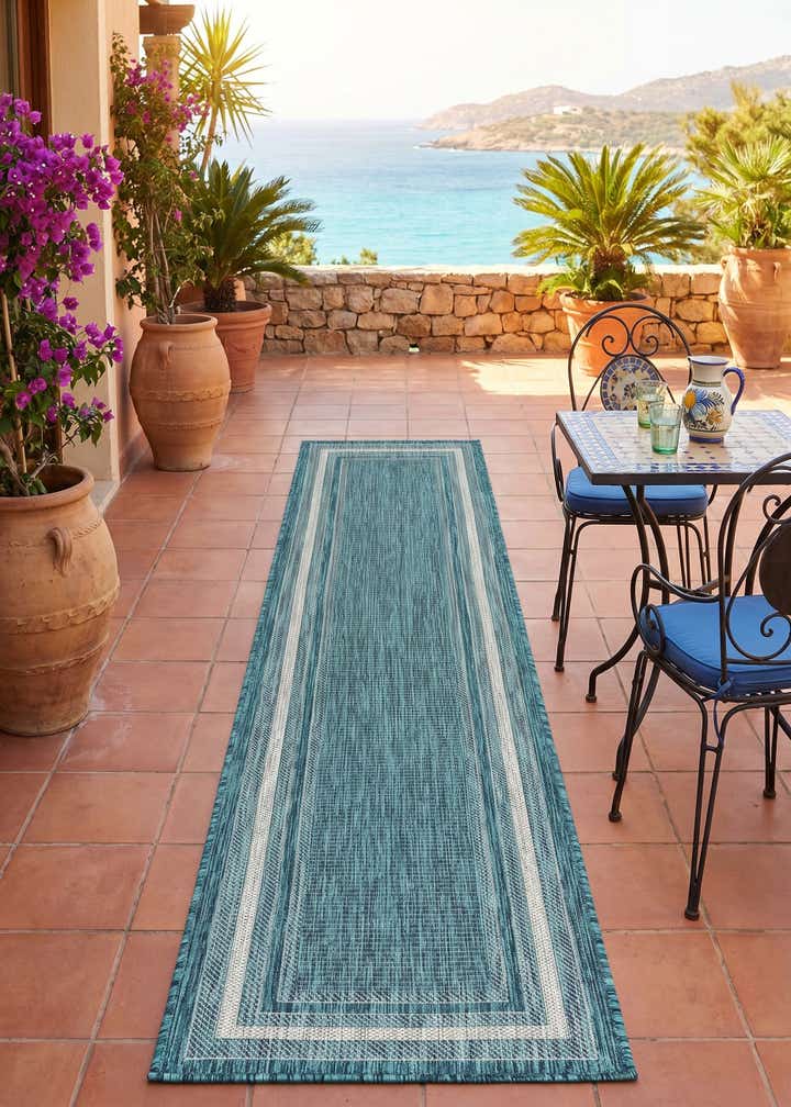 2' x 8' Easy-Clean Border Indoor / Outdoor Runner Rug