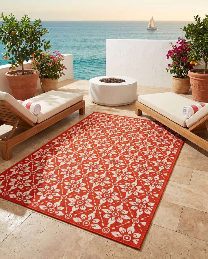 5' x 8' Easy-Clean Lattice Indoor / Outdoor Rug
