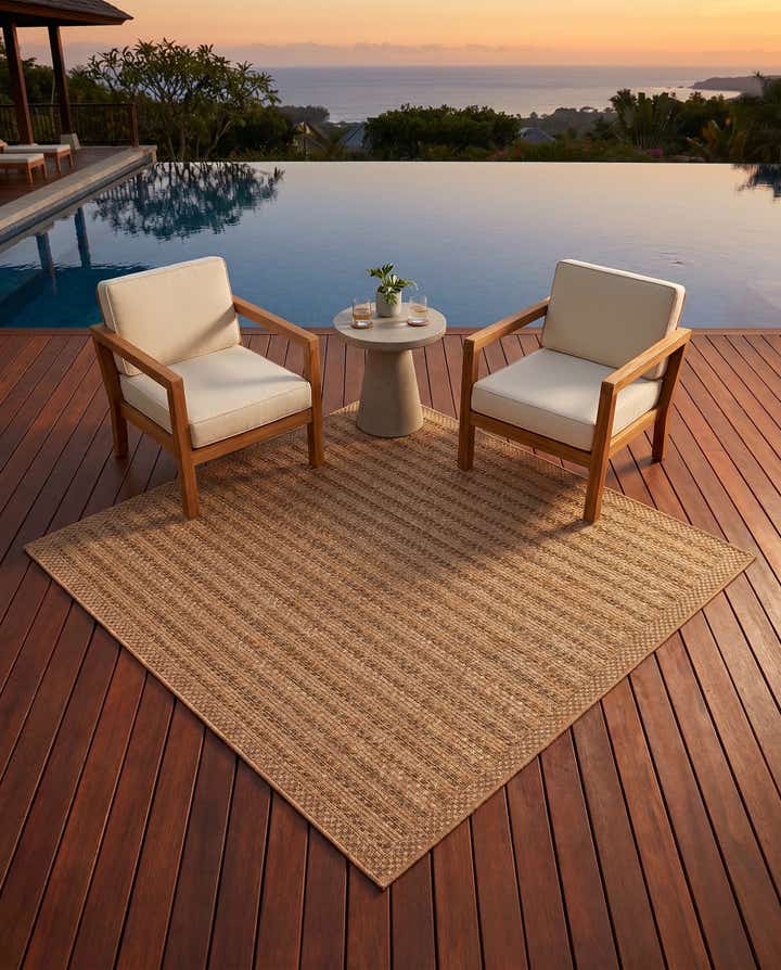 5' 3 x 5' 3 Easy-Clean Border Indoor / Outdoor Square Rug