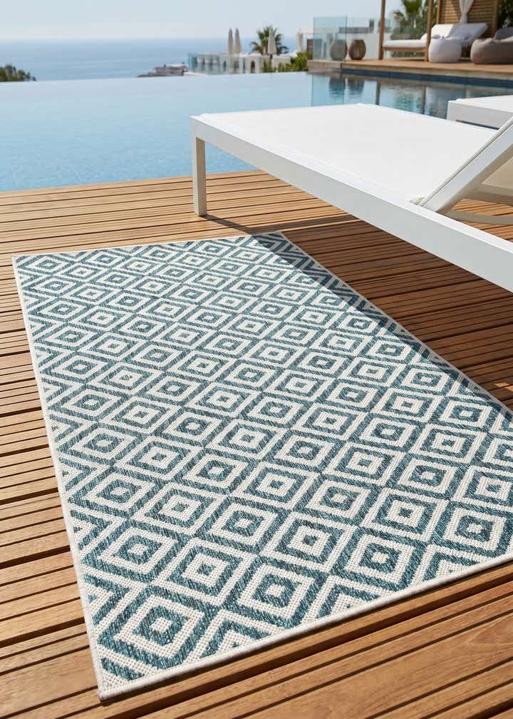 3' x 5' 3 Easy-Clean Jill Zarin Costa Rica Indoor / Outdoor Rug