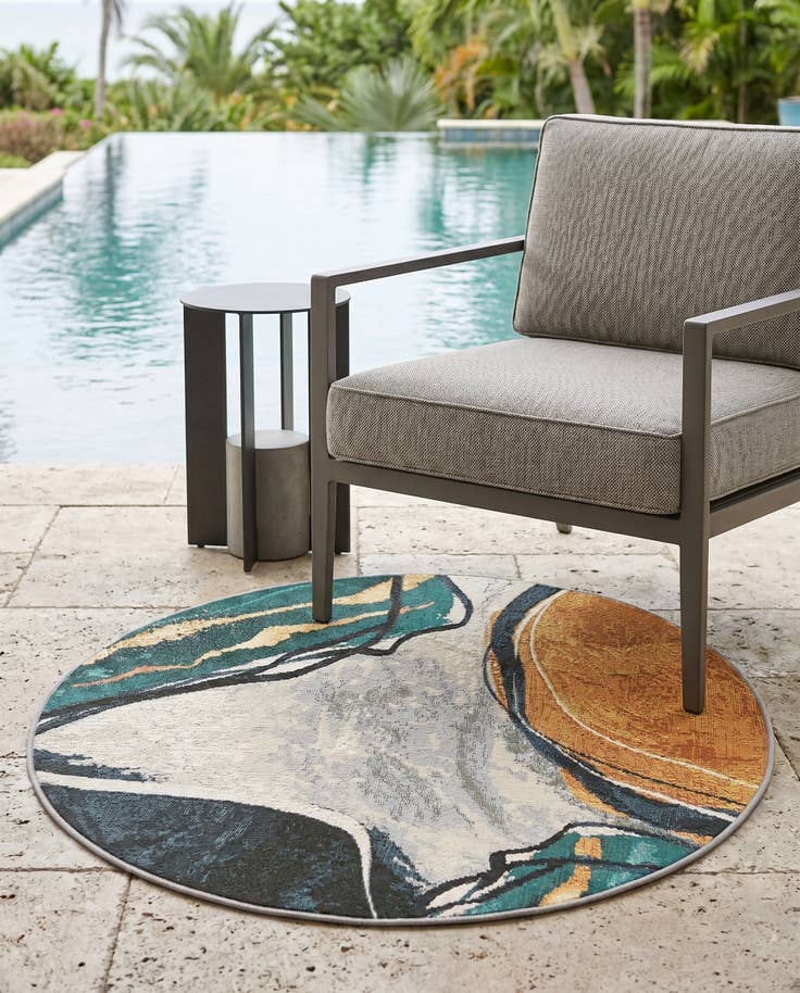Detail image of 3' 3 x 3' 3 Easy-Clean Modern Indoor / Outdoor Round Rug