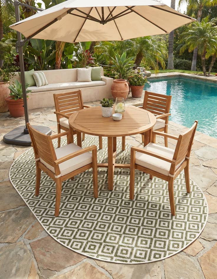 Detail image of 5' 3 x 8' Easy-Clean Jill Zarin Costa Rica Indoor / Outdoor Oval Rug