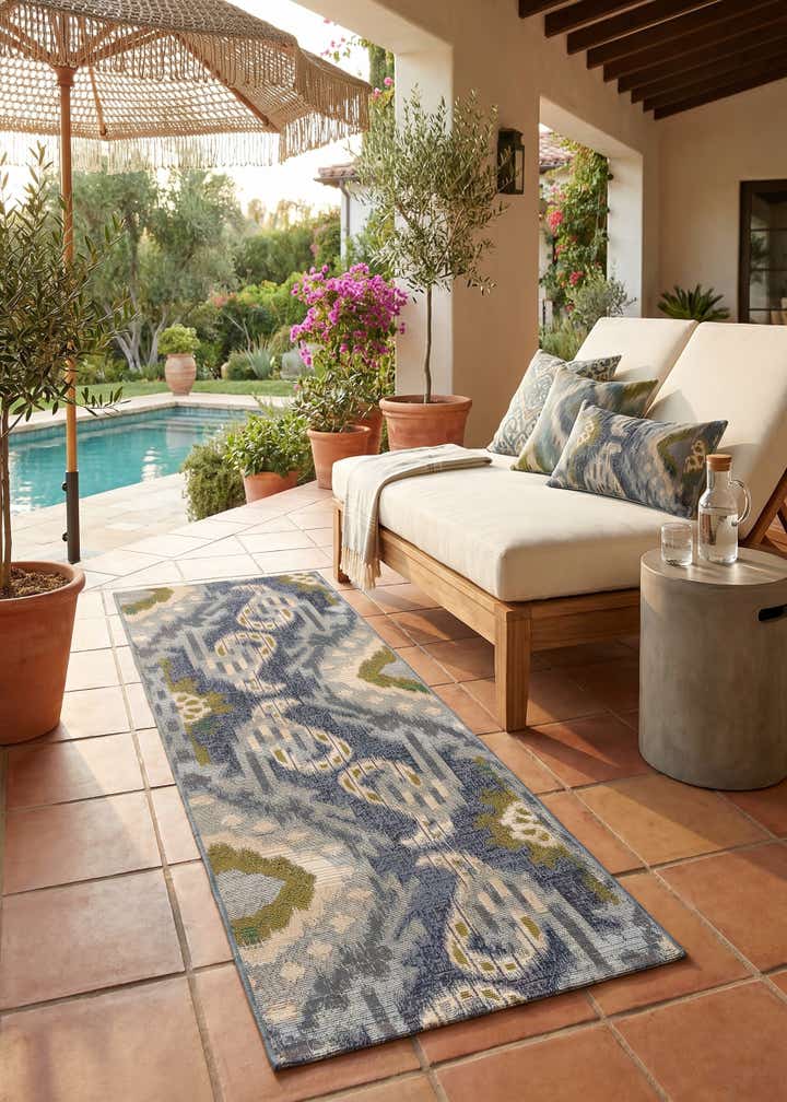 2' x 5' Easy-Clean Modern Indoor / Outdoor Runner Rug
