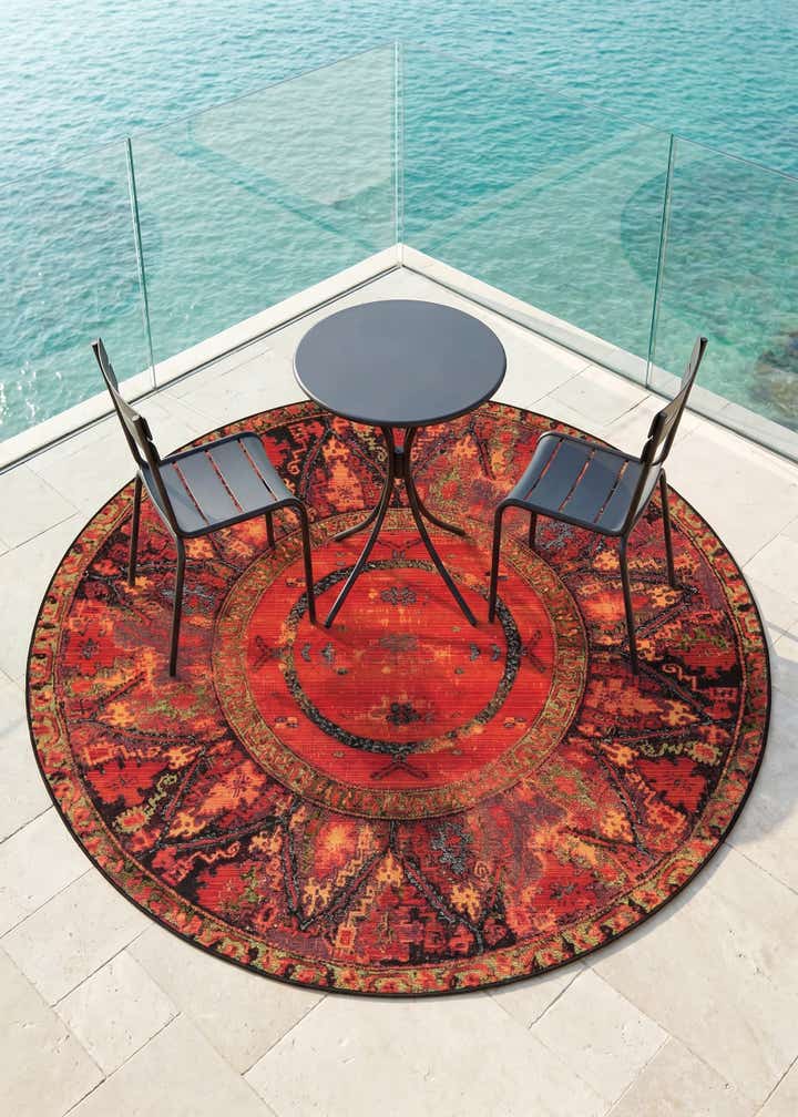 5' x 5' Easy-Clean Tribal Indoor / Outdoor Round Rug