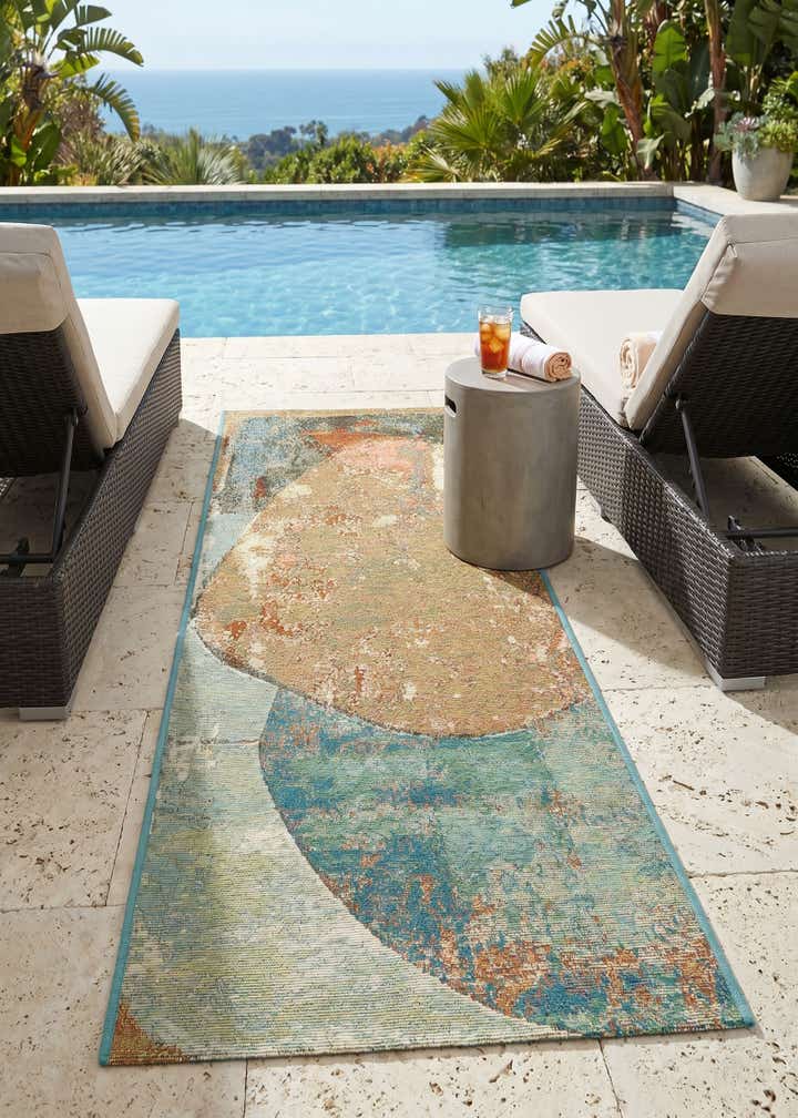 2' x 5' 1 Easy-Clean Modern Indoor / Outdoor Runner Rug