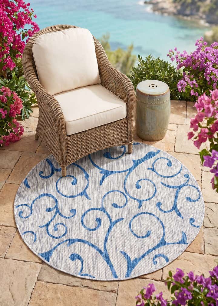 4' x 4' Easy-Clean Botanical Indoor / Outdoor Round Rug