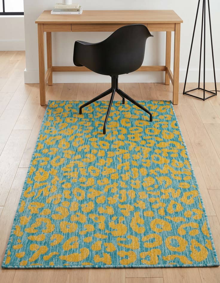 Detail image of 3' x 5' 3 Easy-Clean Safari Indoor / Outdoor Rug