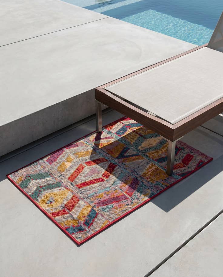 Detail image of 2' x 3' Easy-Clean Modern Indoor / Outdoor Rug