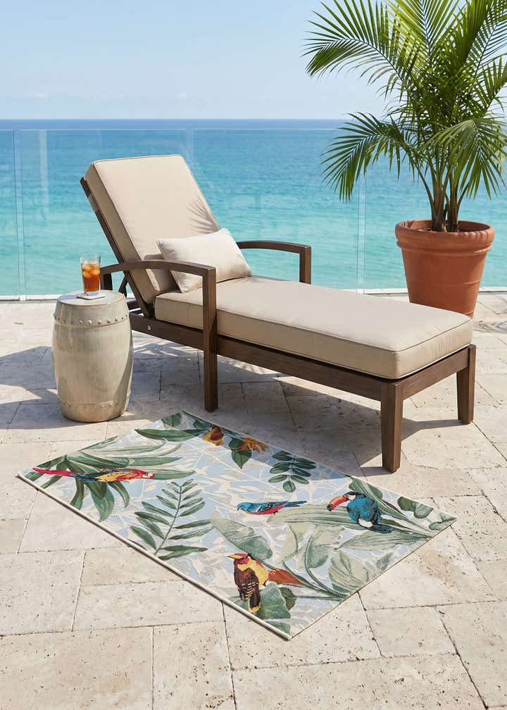 3' 3 x 5' 3 Easy-Clean Botanical Indoor / Outdoor Rug