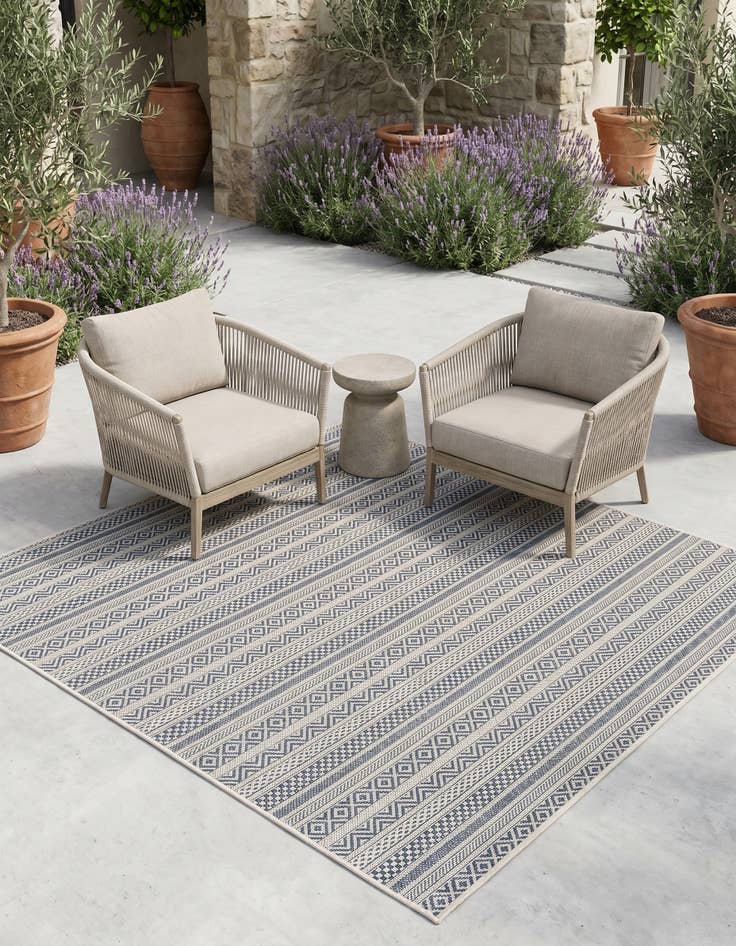 Detail image of 5' 3 x 5' 3 Easy-Clean Striped Indoor / Outdoor Square Rug