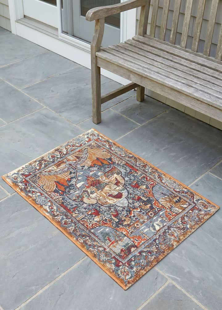 2' x 3' Easy-Clean Traditional Indoor / Outdoor Rug