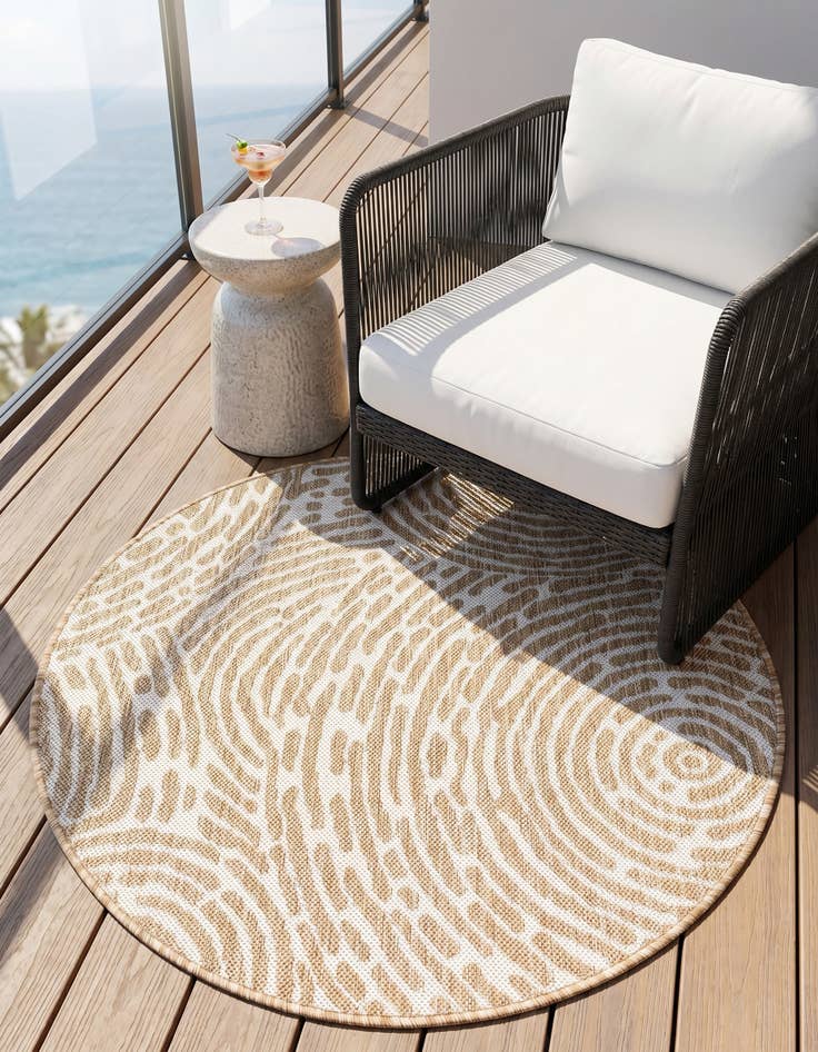 Detail image of 3' x 3' Easy-Clean Modern Indoor / Outdoor Round Rug