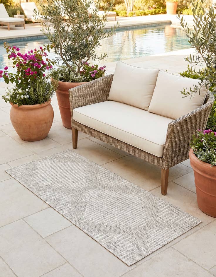 Detail image of 2' x 4' Easy-Clean Modern Indoor / Outdoor Runner Rug