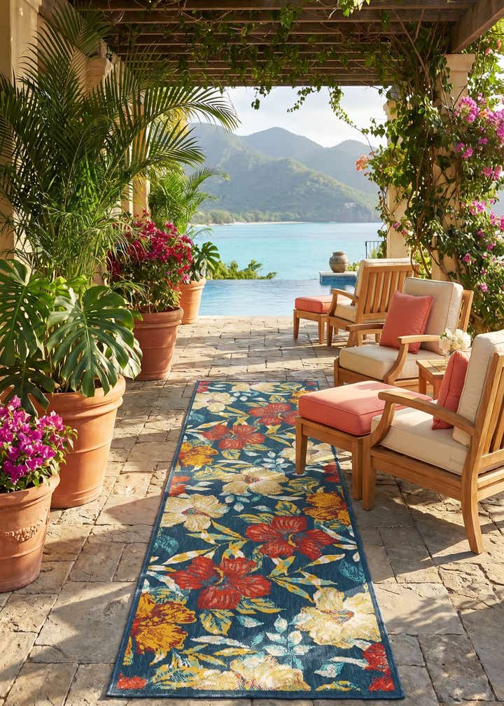 2' 7 x 10' Easy-Clean Coastal Indoor / Outdoor Runner Rug