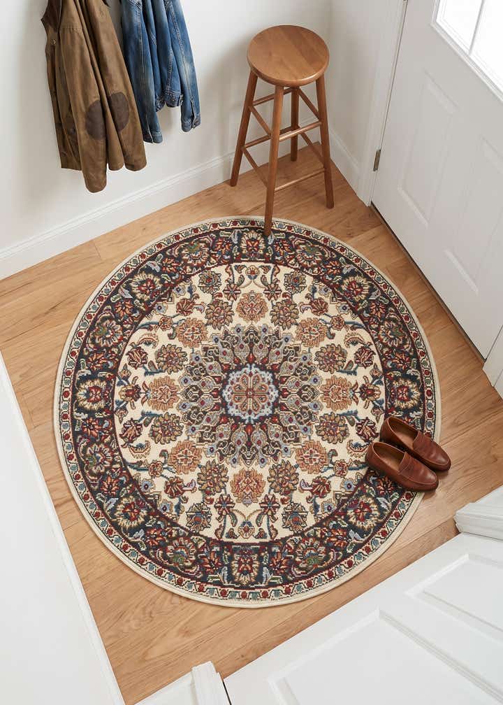 3' 3 x 3' 3 Easy-Clean Traditional Indoor / Outdoor Round Rug