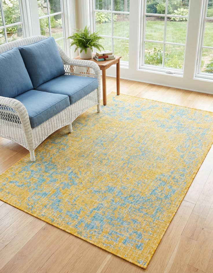 Detail image of 4' x 6' Easy-Clean Jill Zarin Dubai Indoor / Outdoor Rug