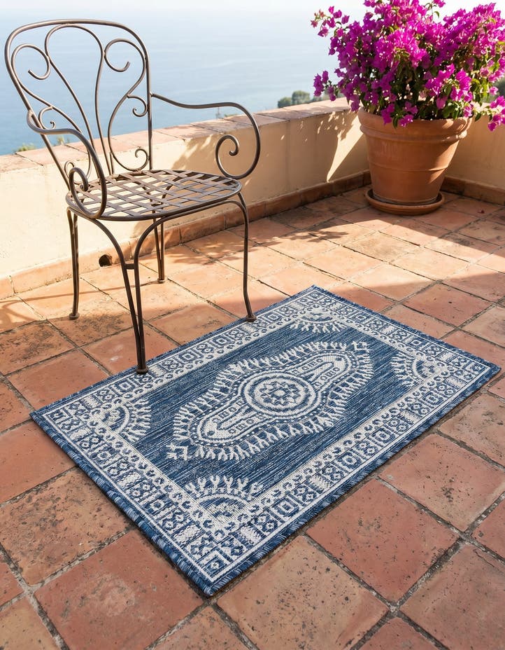 2' x 3' Easy-Clean Traditional Indoor / Ou...