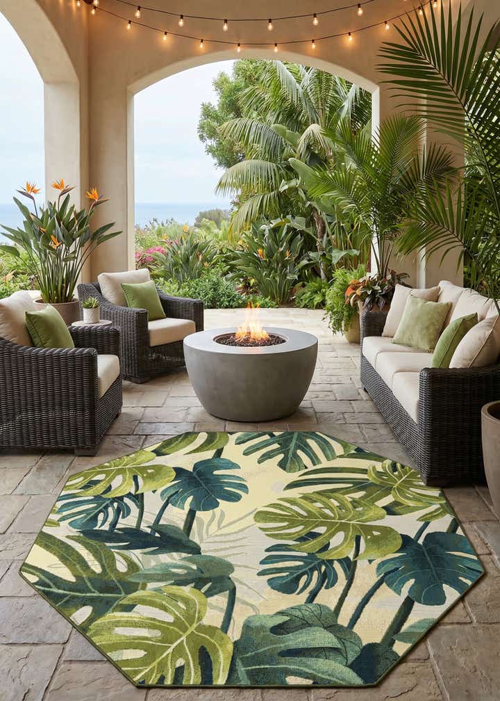 7' x 7' Easy-Clean Botanical Indoor / Outdoor Octagon Rug