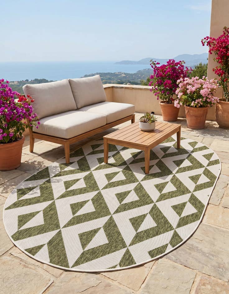Detail image of 5' 3 x 8' Easy-Clean Jill Zarin Napa Indoor / Outdoor Oval Rug