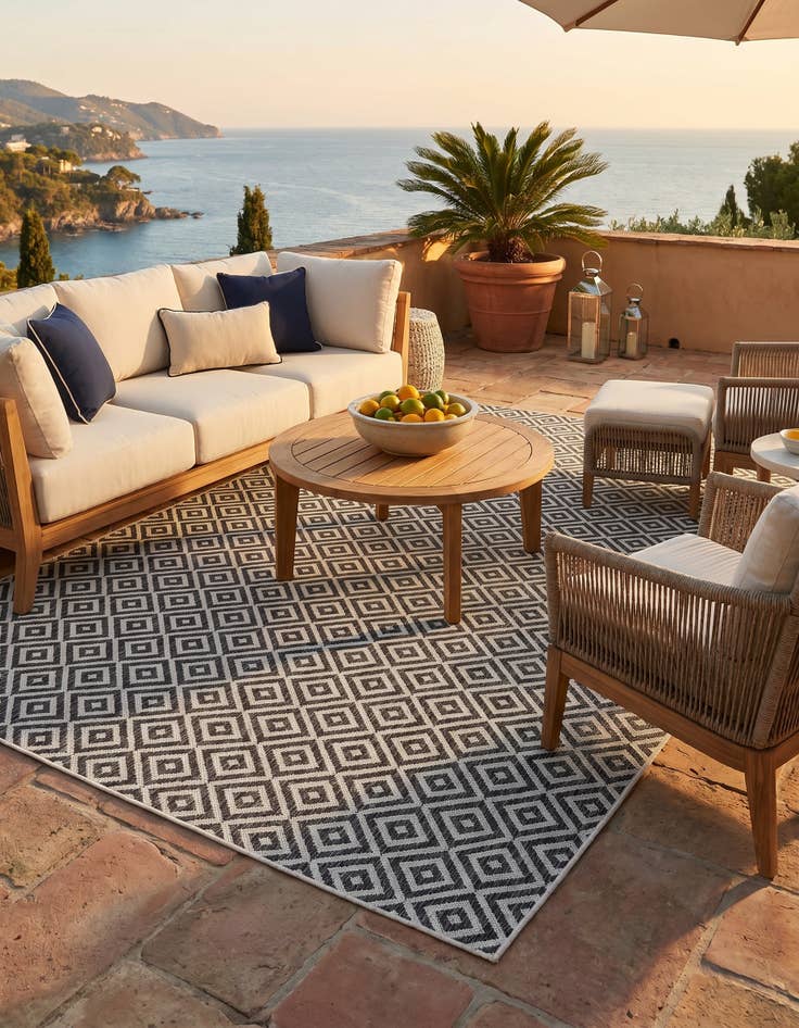 Detail image of 6' x 9' Easy-Clean Jill Zarin Costa Rica Indoor / Outdoor Rug