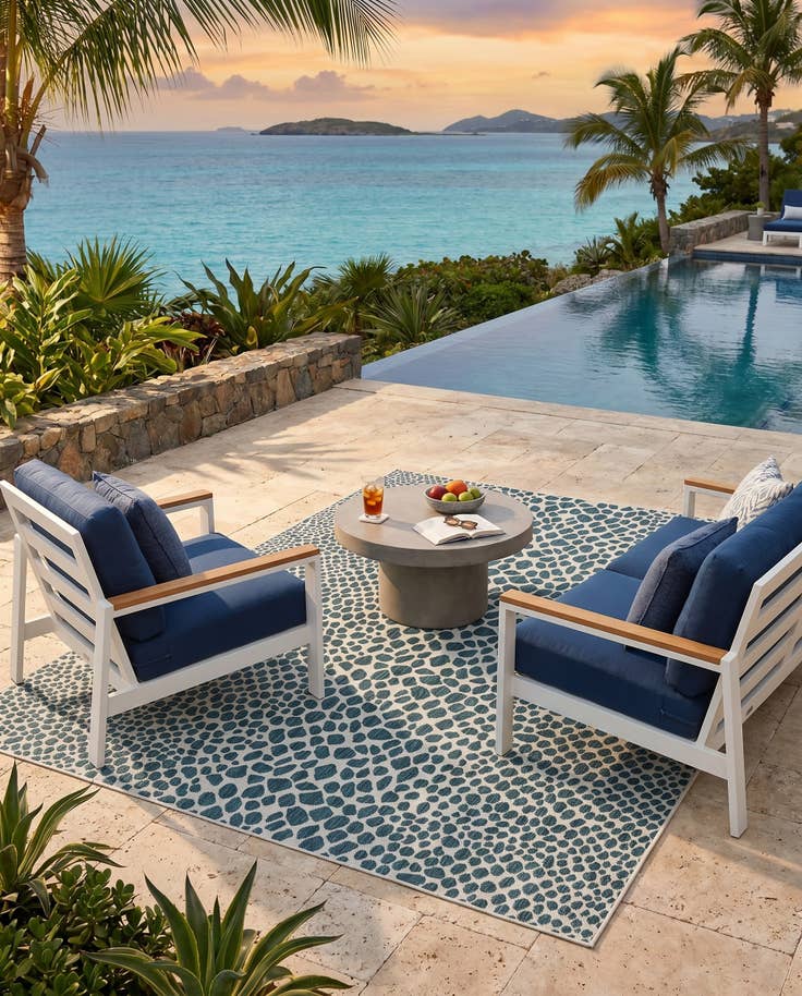 Detail image of 7' x 10' Easy-Clean Jill Zarin Cape Town Indoor / Outdoor Rug