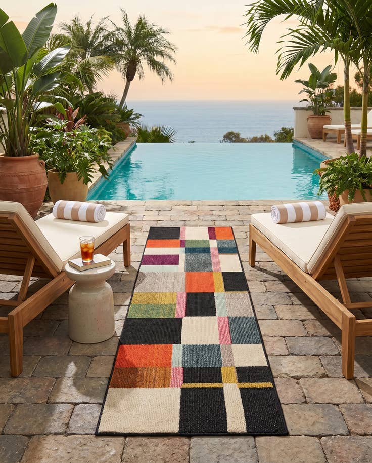 Detail image of 2' x 6' Easy-Clean Casablanca Indoor / Outdoor Runner Rug
