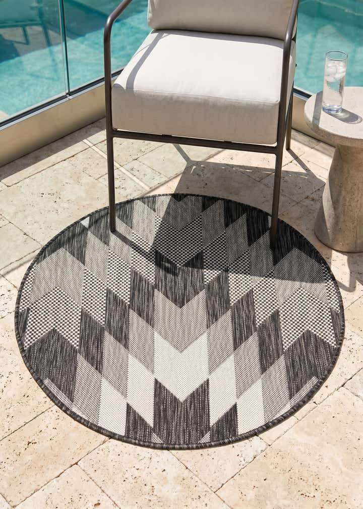 3' x 3' Easy-Clean Modern Indoor / Outdoor Round Rug