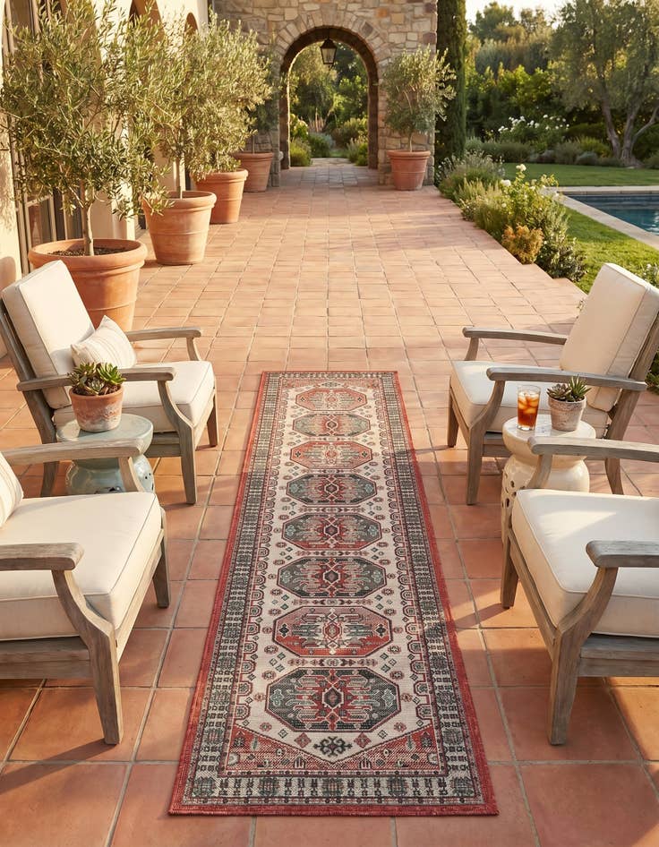 Detail image of 2' 7 x 12' Easy-Clean Traditional Indoor / Outdoor Runner Rug