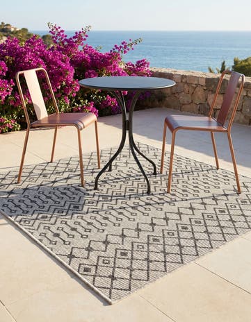 Gray Easy-Clean Lattice Indoor / Outdoor Square Rug