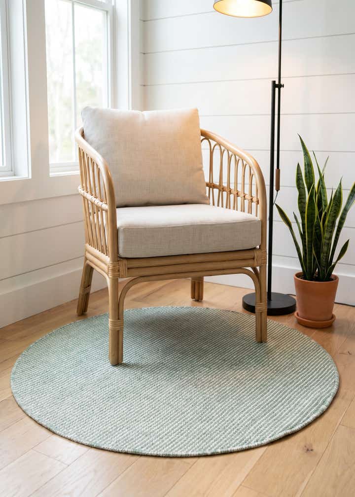 3' 3 x 3' 3 Easy-Clean Jill Zarin Palm Springs Indoor / Outdoor Round Rug