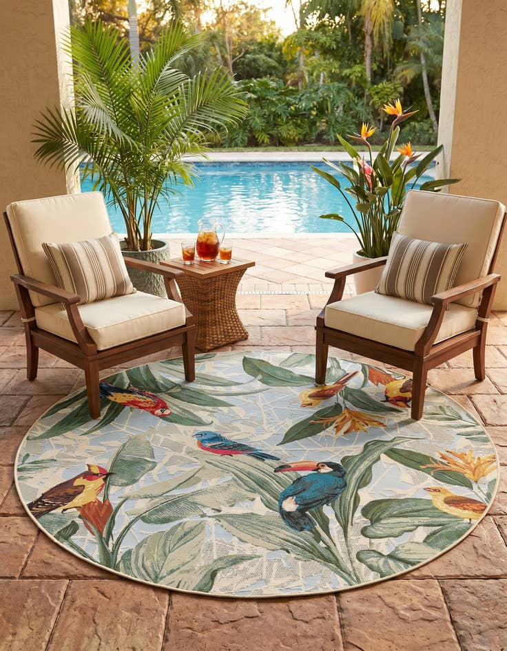 Detail image of 6' x 6' Easy-Clean Botanical Indoor / Outdoor Round Rug