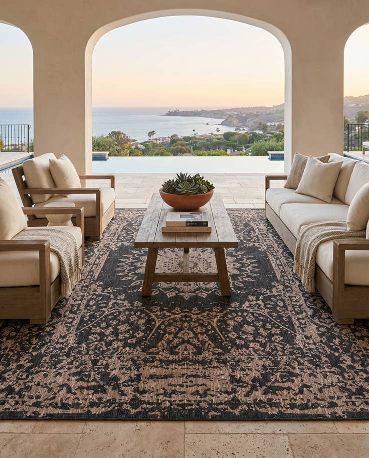Detail image of 10' x 14' Easy-Clean Traditional Indoor / Outdoor Rug