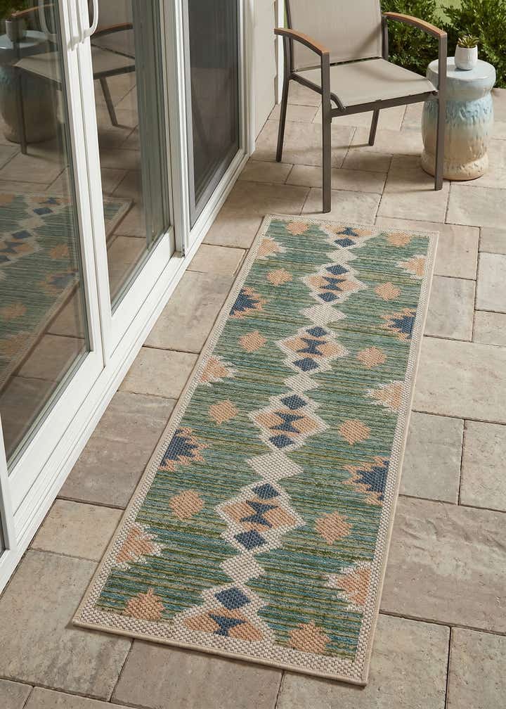 2' x 5' Easy-Clean Baja Indoor / Outdoor Runner Rug