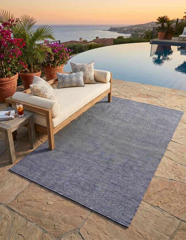 Detail image of 5' 1 x 8' Easy-Clean Jill Zarin Palm Springs Indoor / Outdoor Rug