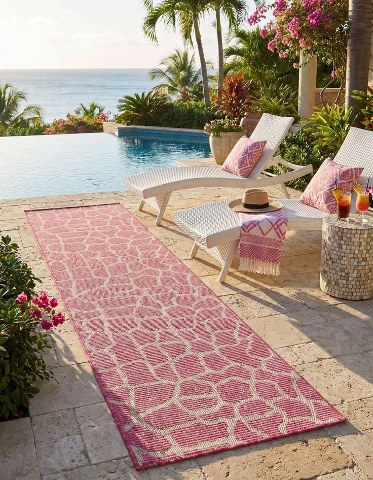 Detail image of 2' x 8' Easy-Clean Safari Indoor / Outdoor Runner Rug