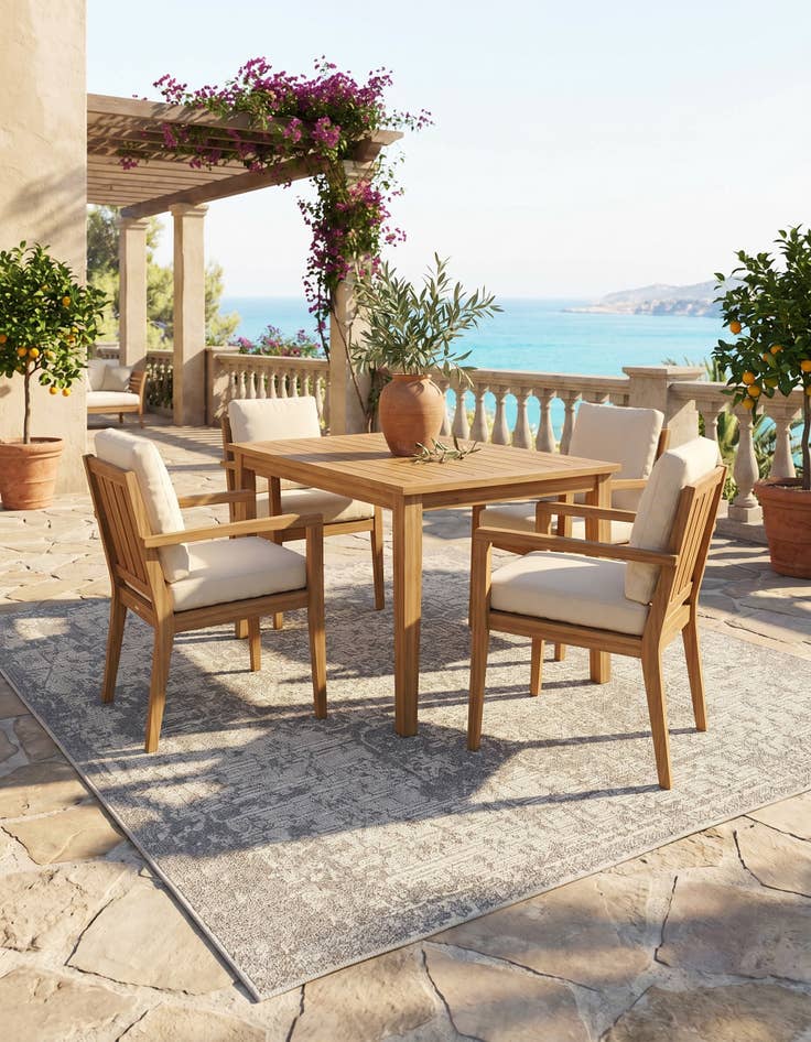 Detail image of 7' 10 x 7' 10 Easy-Clean Traditional Indoor / Outdoor Square Rug