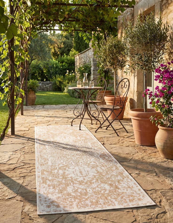 Detail image of 2' x 6' Easy-Clean Jill Zarin Dubai Indoor / Outdoor Runner Rug