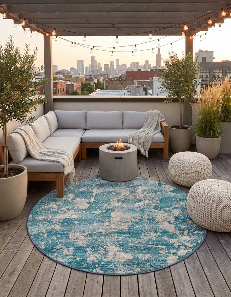 Detail image of 5' x 5' Easy-Clean Modern Indoor / Outdoor Round Rug