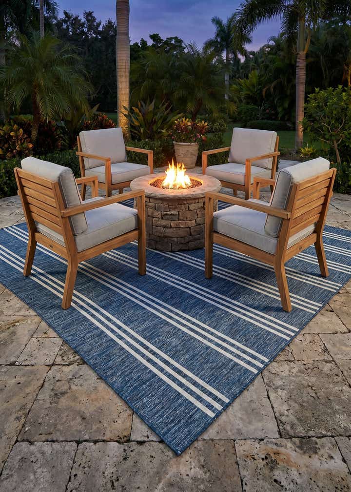 7' 10 x 7' 10 Easy-Clean Jill Zarin Anguilla Indoor / Outdoor Square Rug